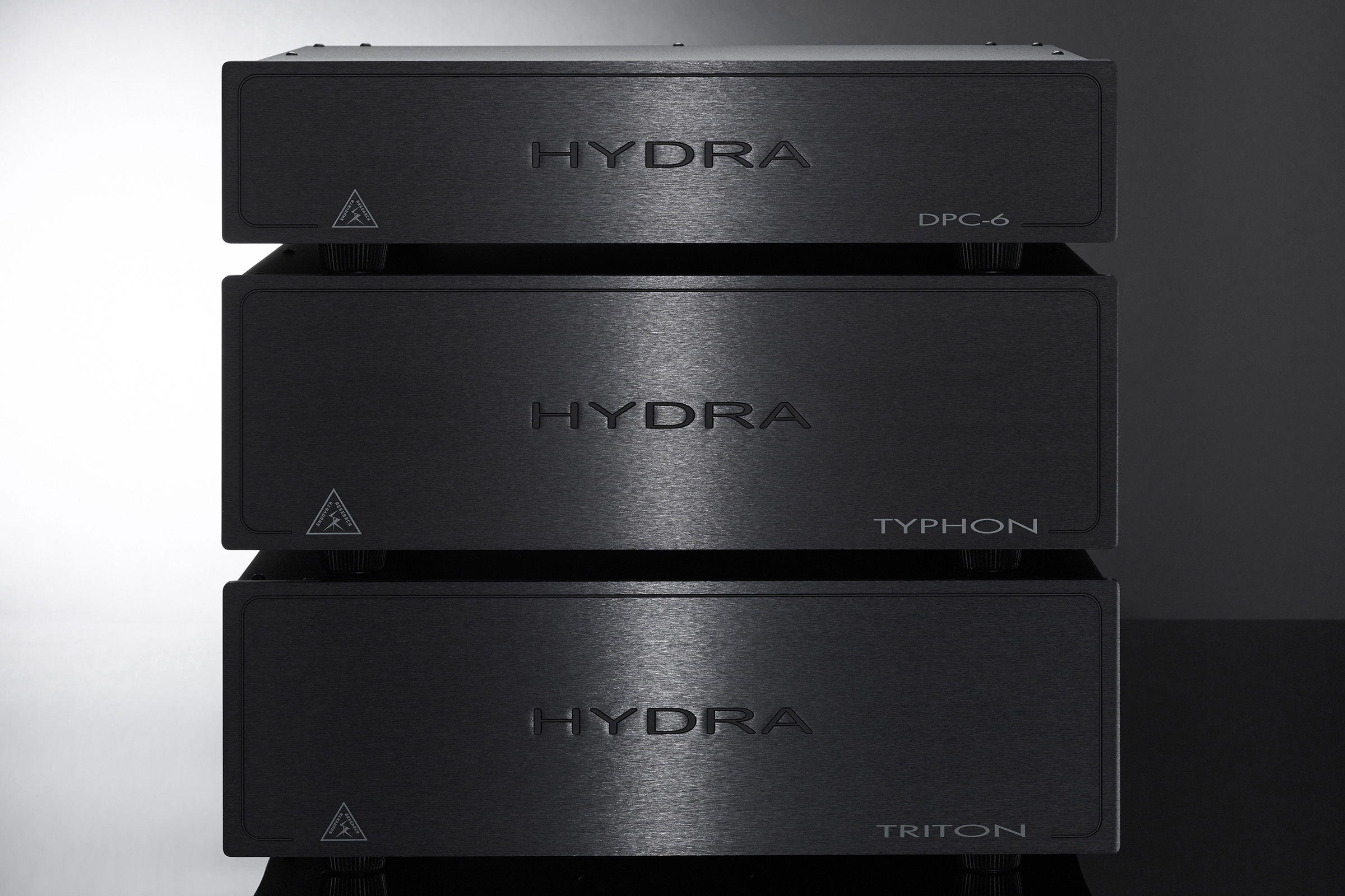 shunyata-hydra-typhon-referenz-stromverteiler-einheit image 1