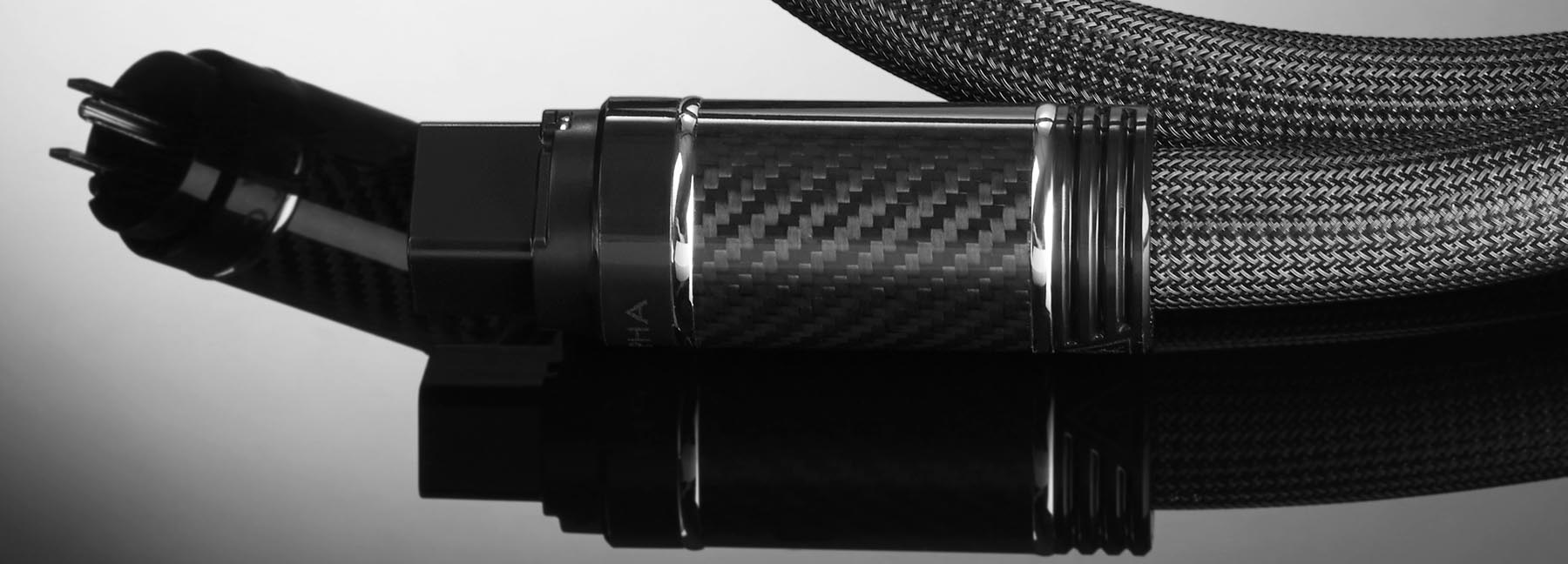 shunyata-alpha-xc-reference-netzkabel-black-carbon image 6