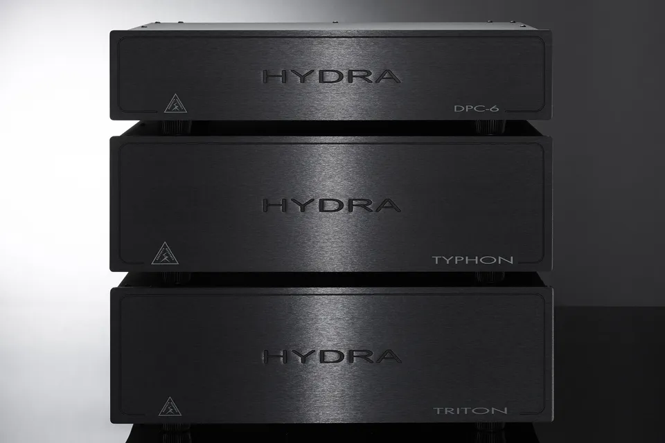 shunyata-hydra-typhon-referenz-stromverteiler-einheit image 1