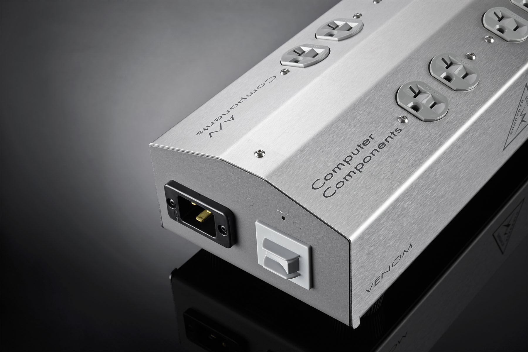 shunyata-venom-mpc-12c-media-power-center-stromverteiler image 3