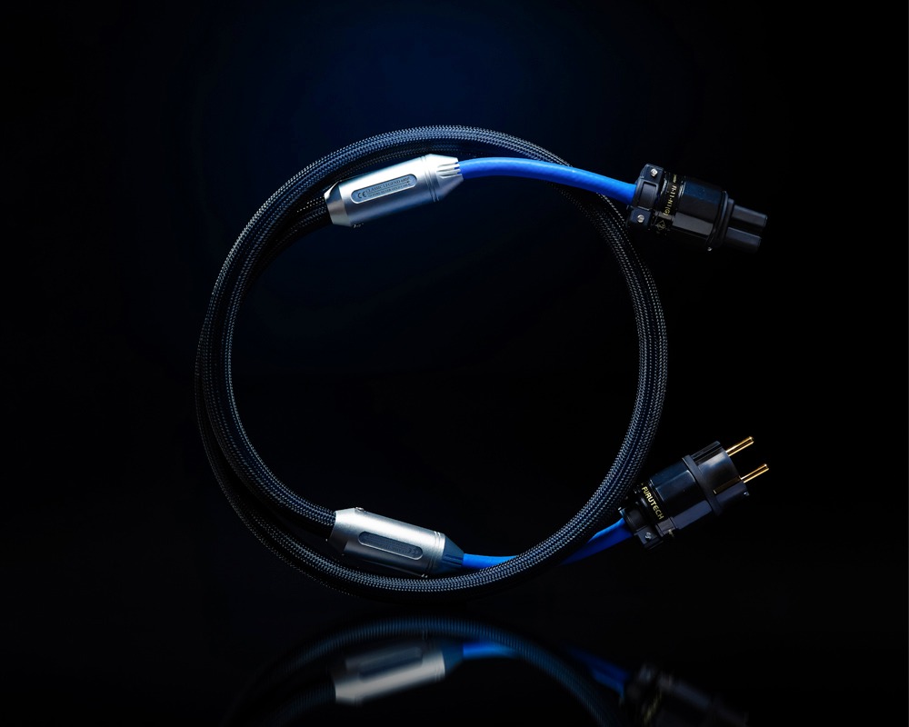 siltech-classic-legend-680p-netzkabel-g9-silber-gold image 1